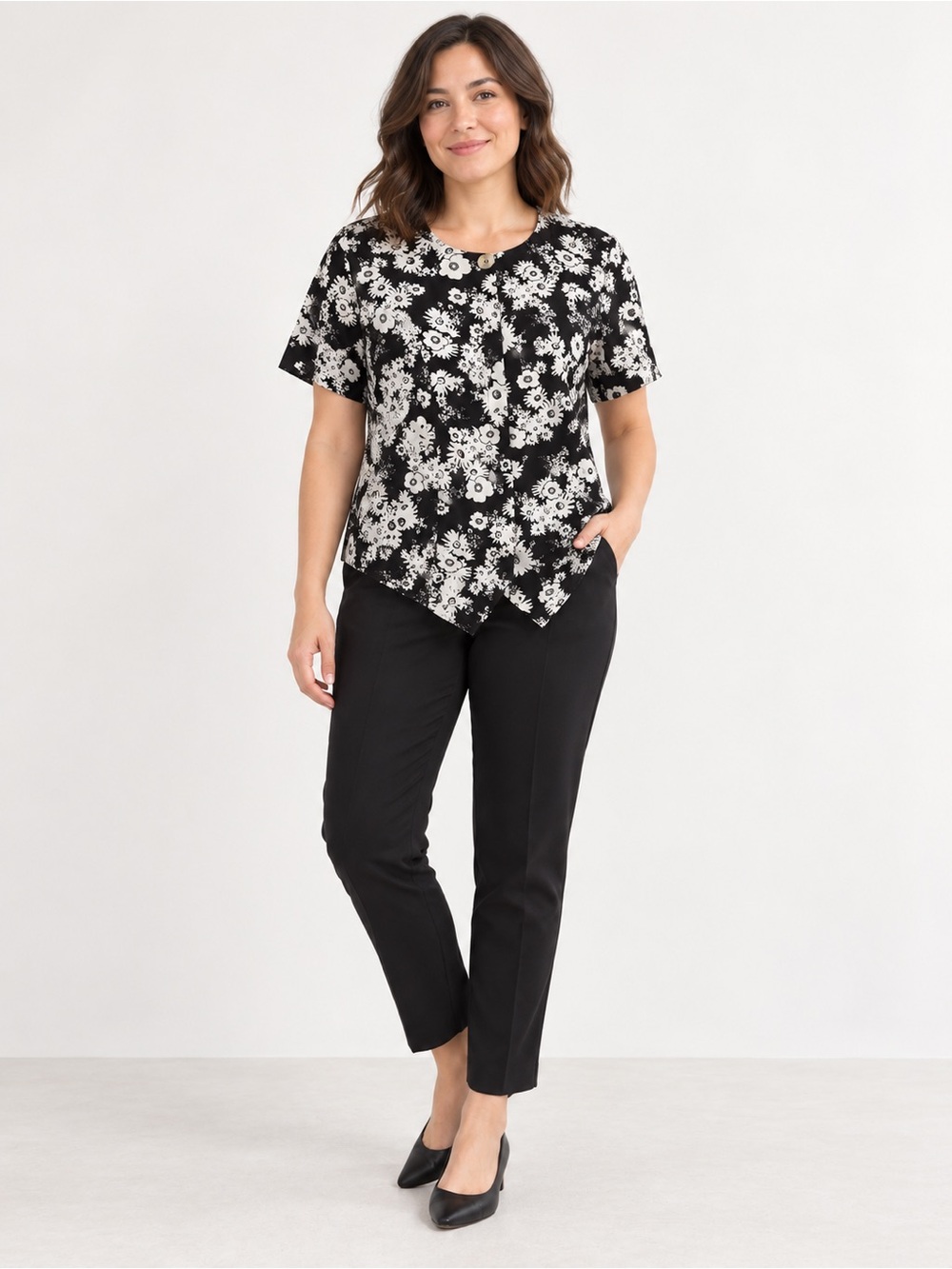 Cathy Che Black White Floral Asymmetrical Hem Blouse Size 10P